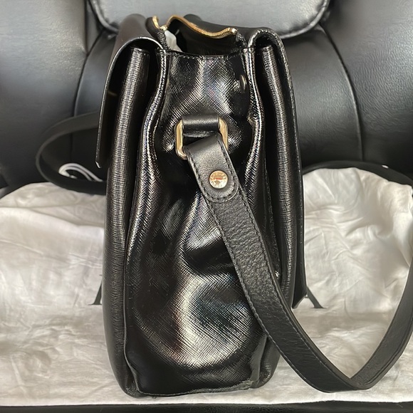 SOLD‼️‼️Authentic FURLA Two-face Crossbody Bag🖤 - Picture 5 of 17